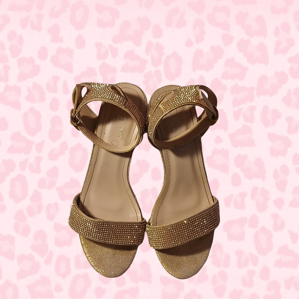 Dodo Bar Or Gold Embellished Heels